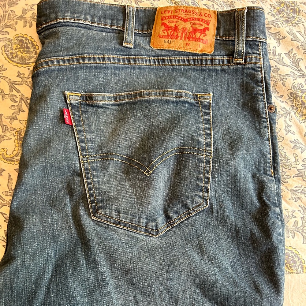 Levis Men's 541 Jeans Straight Leg Size 46 x 32